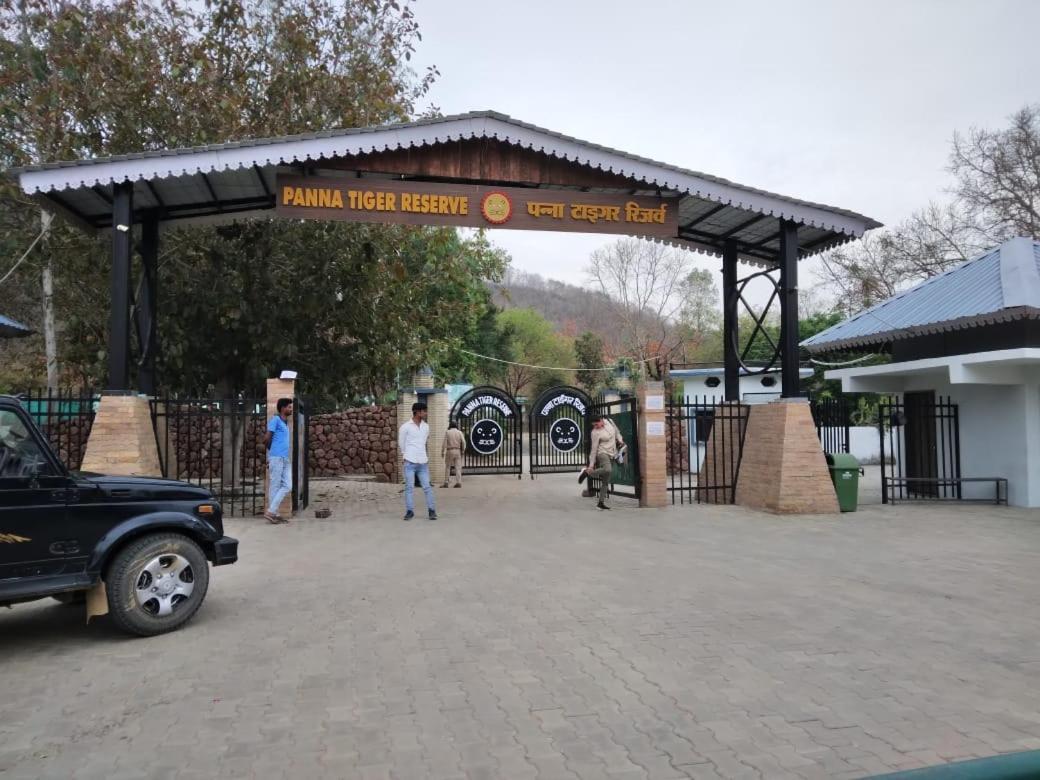 Happy Khajuraho Home Stay Екстер'єр фото